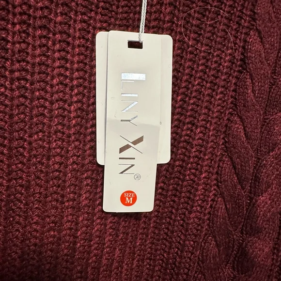 Liny Xin Women’s Burgundy Cable Knit Sweater NWT Medium Slightly Oversized New - Picture 7 of 8